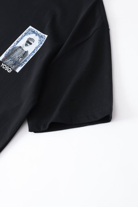 Yosqi 'Portrait' tee